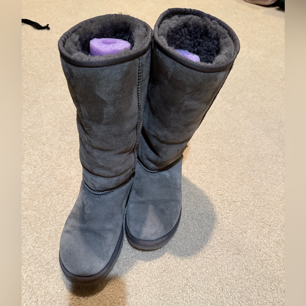 UGG Australia Tall Boots sz 9